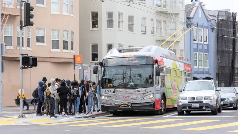 Muni bus