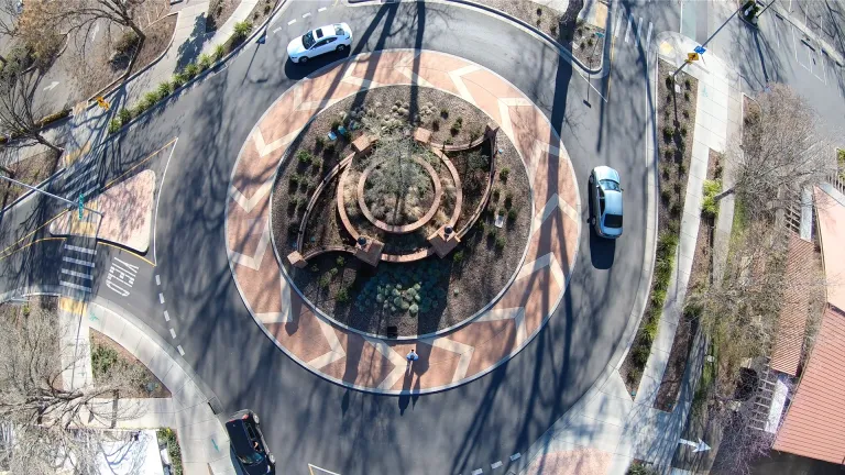 Roundabout intersection in Chico