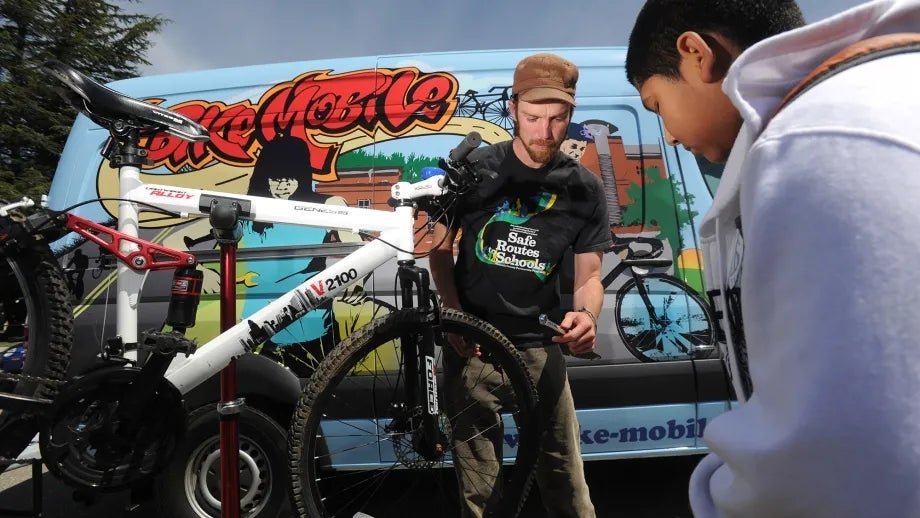During its first year in operation, the Alameda County BikeMobile repaired thousands of bicycles while crew members helped kids learn how to fix their own bikes. 