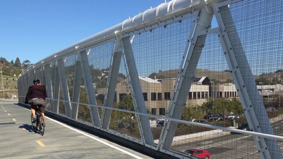 The bicycle and pedestrian bridge over Sir Francis Drake Boulevard in Larkspur is part of the North-South Greenway funded by MTC.